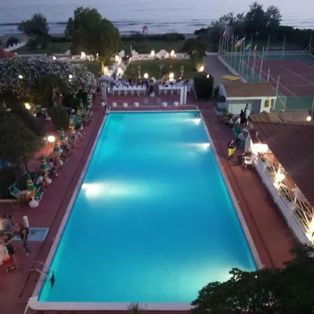 International Hotel